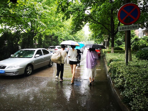六月二十四日 生命与环境科学学黄色仓库 赴下沙社区环保知识宣传小分队 小队进社区
